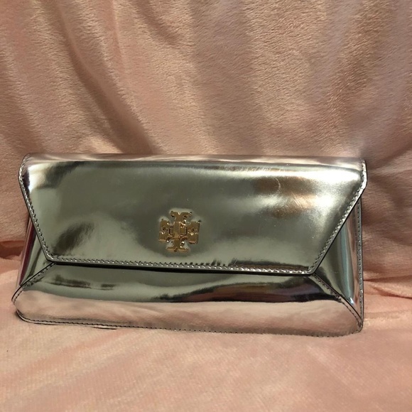 Tory Burch Handbags - TORY BURCH Kira Leather Envelope Clutch